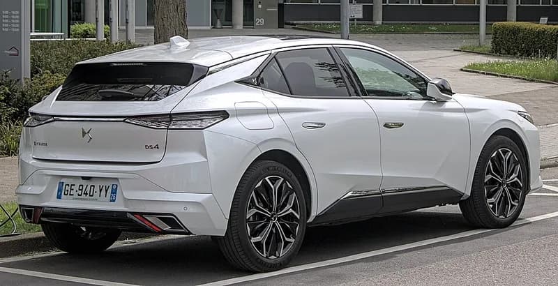 DS 4 E-Tense
