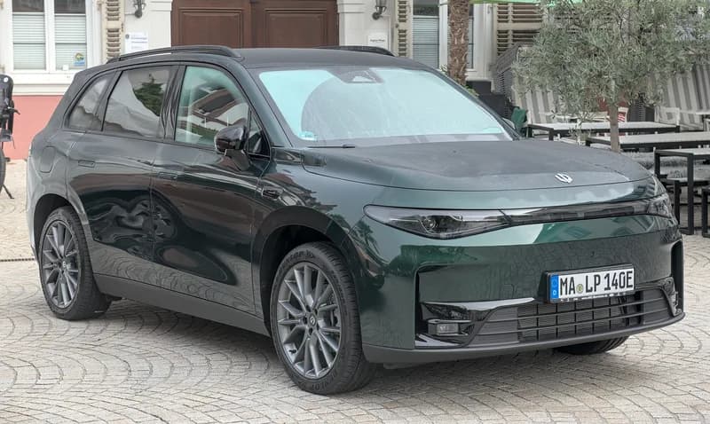 Leapmotor B10 Hybrid EV