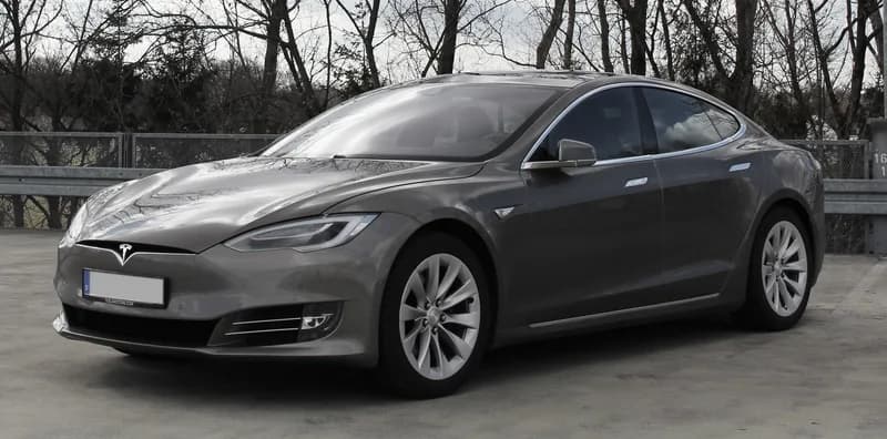 Tesla Model S LR